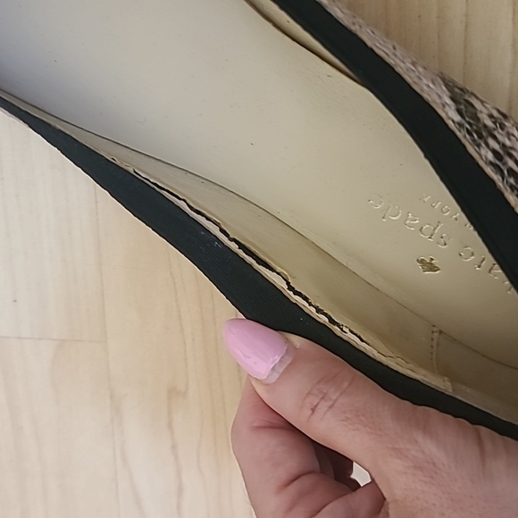 Kate Spade Snakeskin Taffy Studded Ballet Flats Slip-On Size 8.5 - Picture 7 of 9